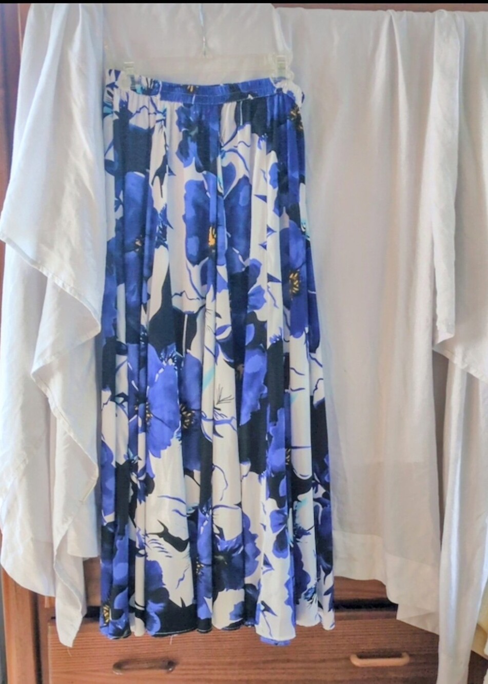 Roz & Ali White Maxi Skirt with Blue Floral Print